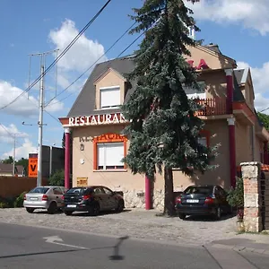 Attila 2*, Budapest Ungheria