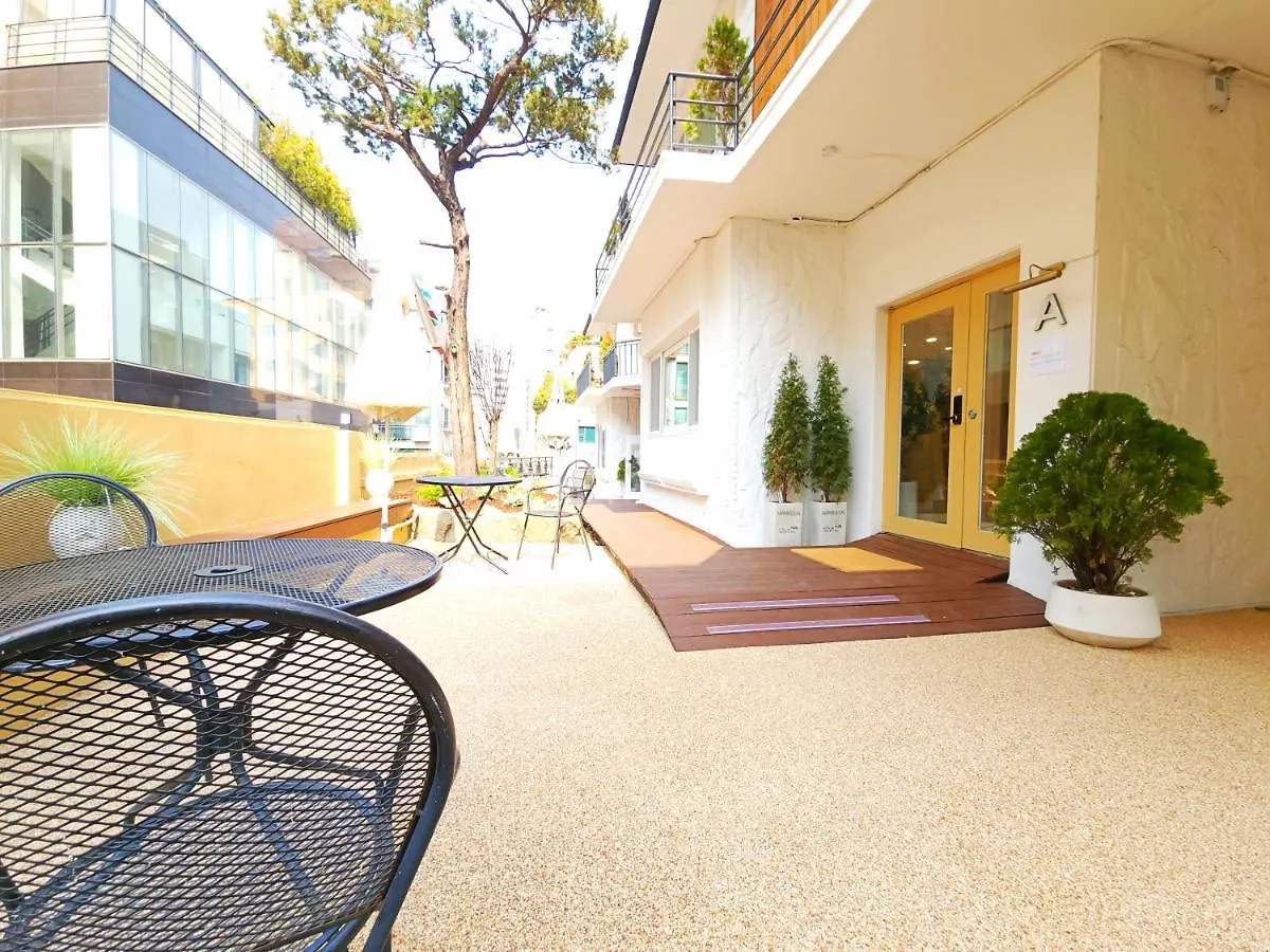 Hostel Oyo Myeongdong 5 Lodge Seoul