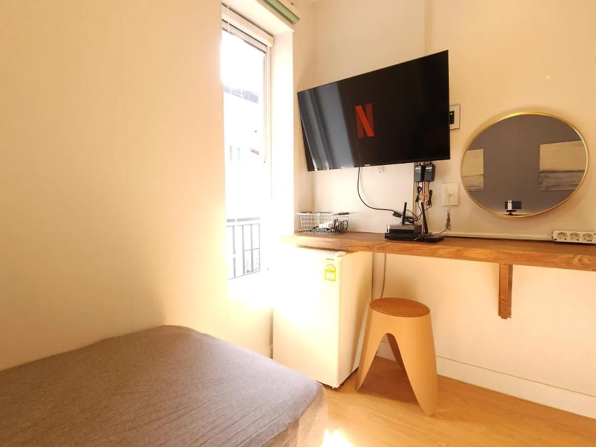 Oyo Myeongdong 5 Lodge ソウル特別市 0*,  韓国