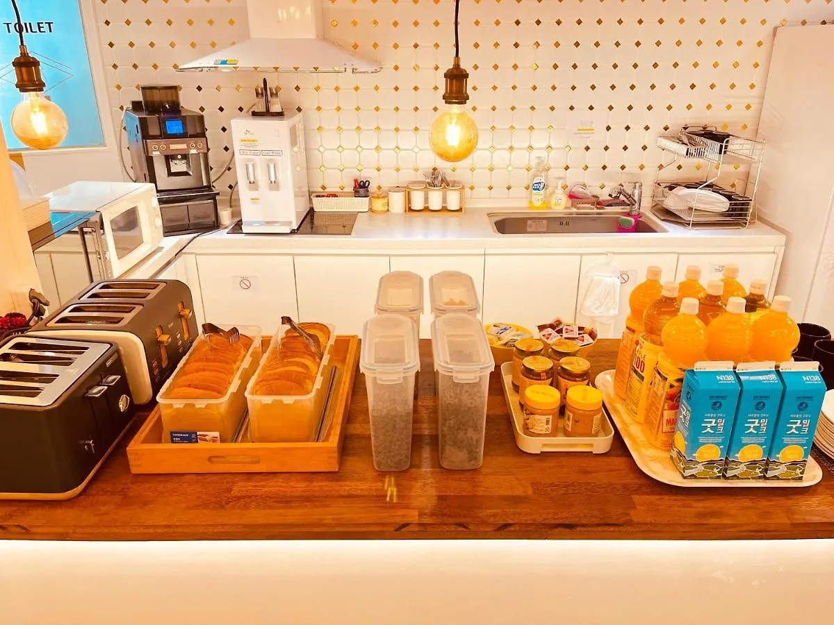 Oyo Myeongdong 5 Lodge ソウル特別市 0*,  韓国