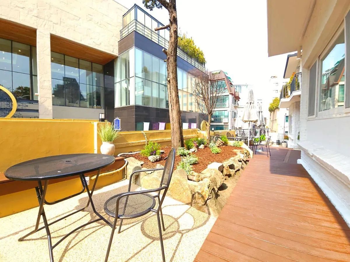 Hostel Oyo Myeongdong 5 Lodge Seul