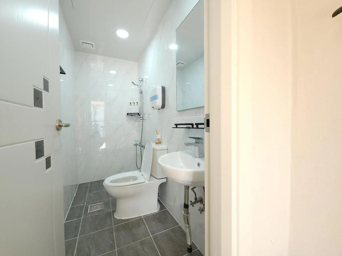 Oyo Myeongdong 5 Lodge Seul